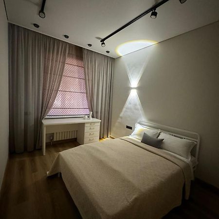 Etalon Apartment Karagandy Exterior foto
